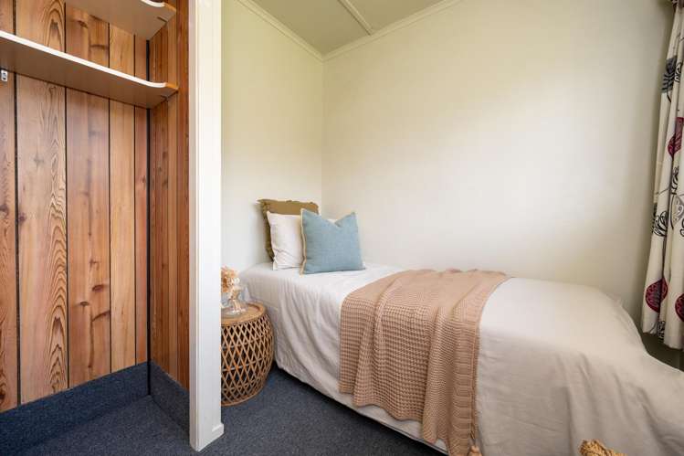 407 Hart Drive Frimley_8