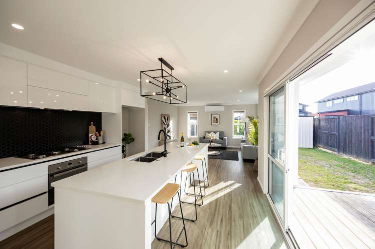 8 Lavinias Way Chartwell_12