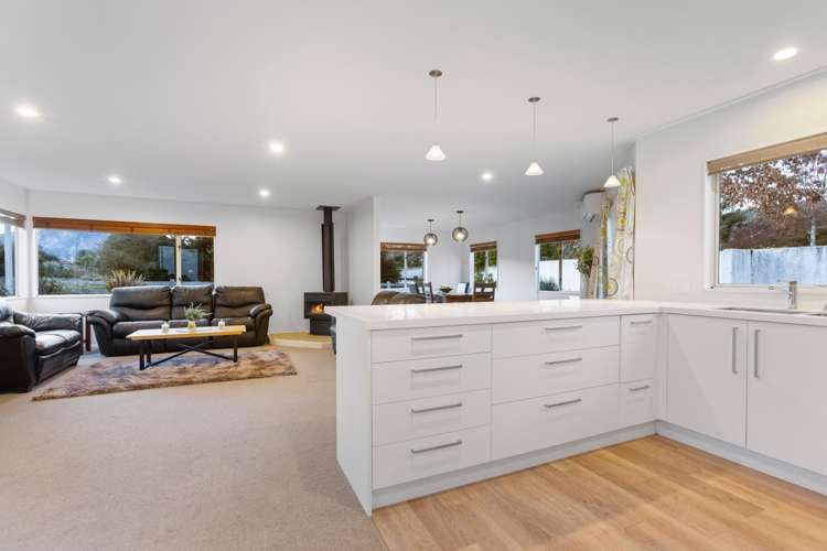 112 Hunter Crescent_0