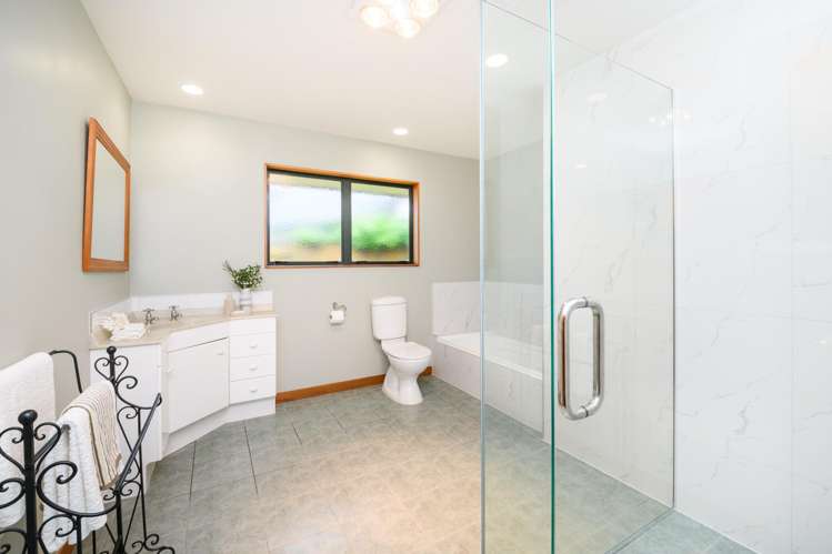 16 Rothesay Place Highbury_10