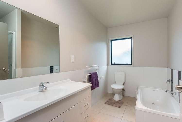 22f Sheppard Street Gate Pa_5