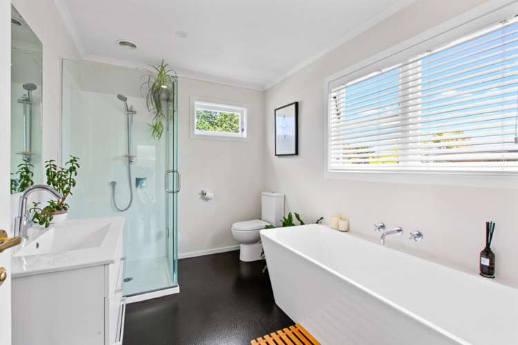 1/55 Rosier Road Glen Eden_14