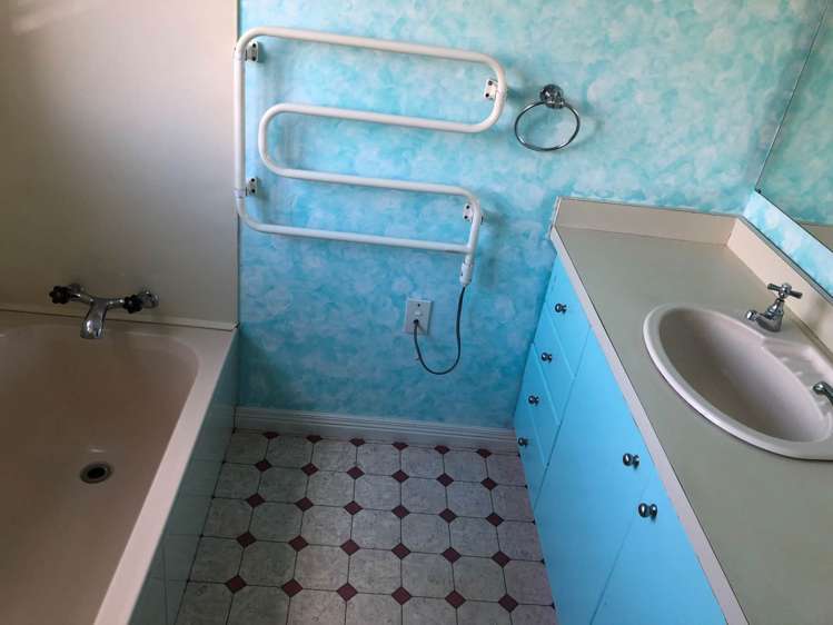 2/292 Glenfield Road Glenfield_12