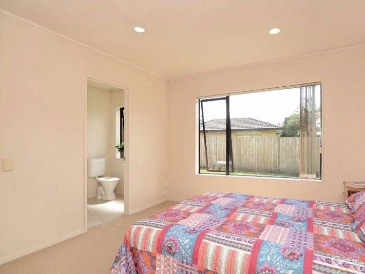 18 Ballydonegan Rise East Tamaki_35