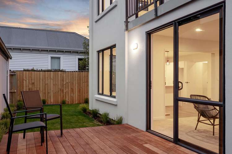 1A Trist Place Edgeware_21