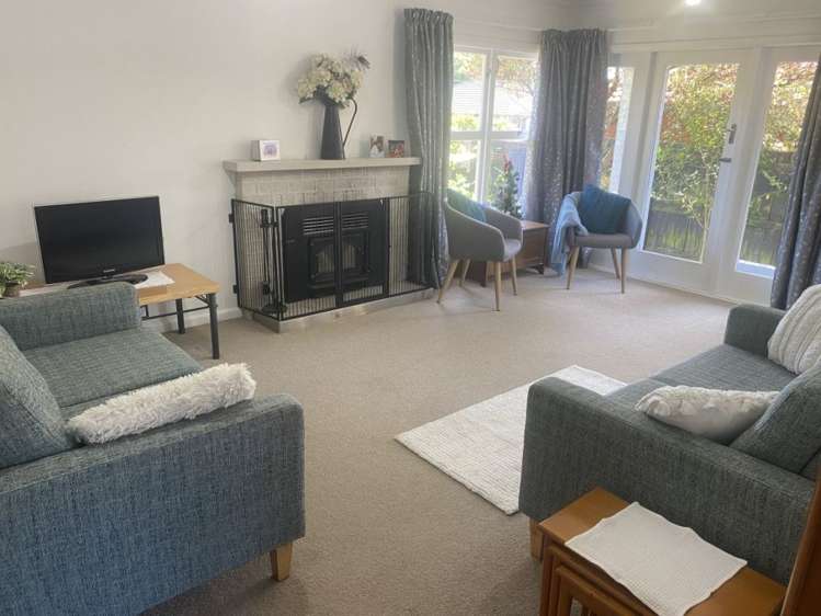 76 Neale Avenue Stoke_4