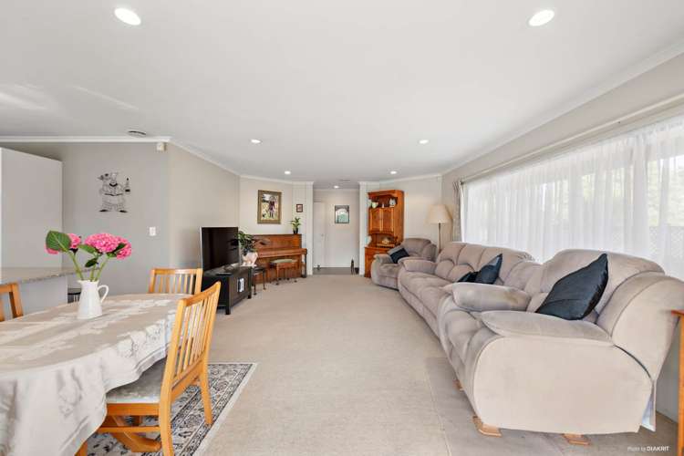 10 Landon Place Pukekohe_13