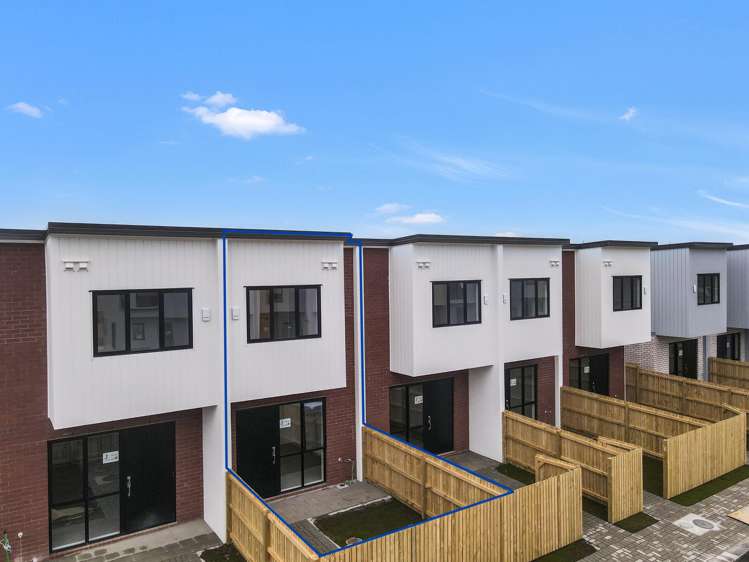 4 Aumarire Lane Favona_1