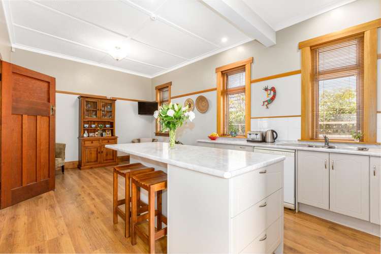 77 Totara Crescent Woburn_8