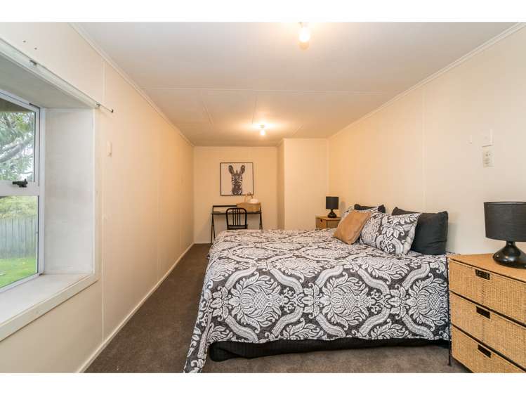 117 Riselaw Road Calton Hill_26