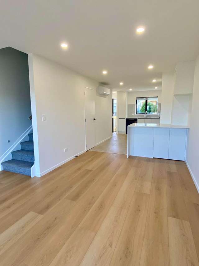 C/208 Archers Road Glenfield_2