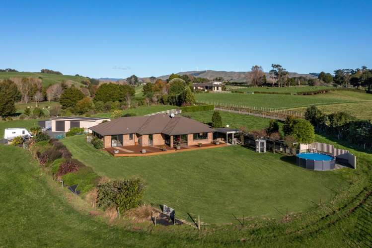 192 Hauroto Bay Road Raglan_6