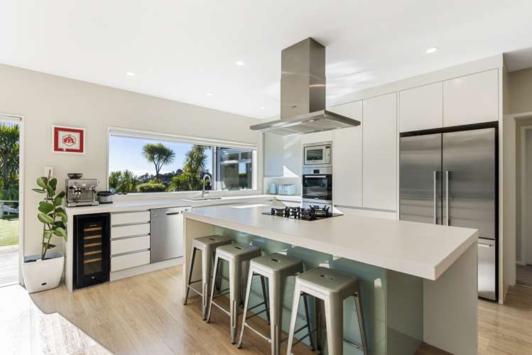 49 Beachwood Drive Hatfields Beach_10