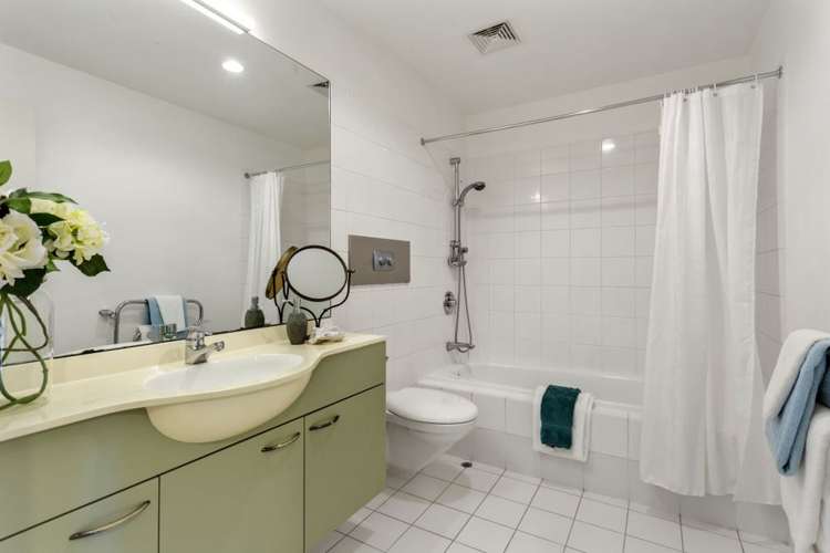 1c/2 Queens Parade Devonport_18