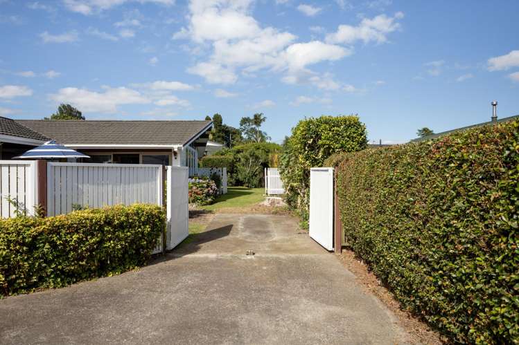 4 Rangataua Street Welcome Bay_22