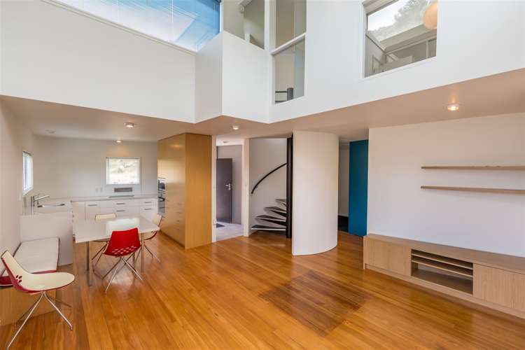 27 Settlers Hill Akaroa_11