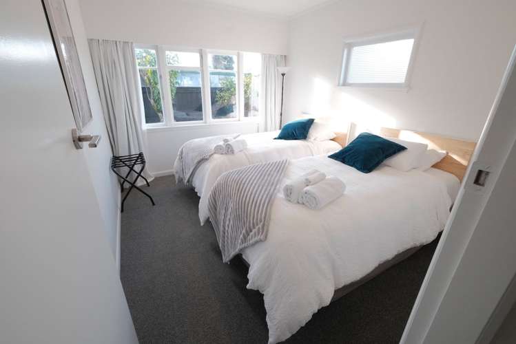 248 Fox Street Hamilton East_12