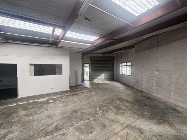 5/4 Heremai Street Henderson_1