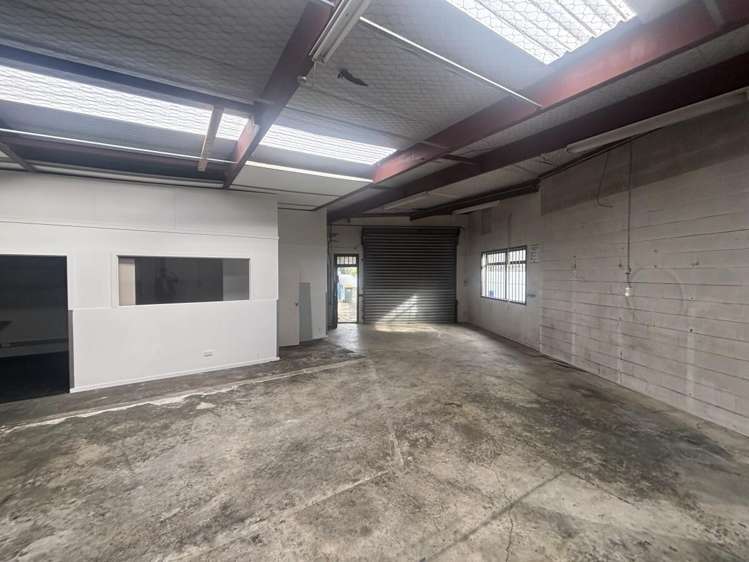 5/4 Heremai Street Henderson_1