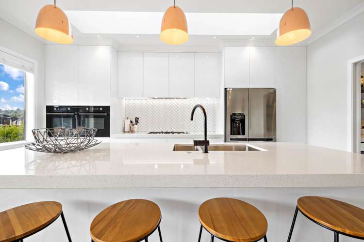 2 Fred White Drive Kumeu_12