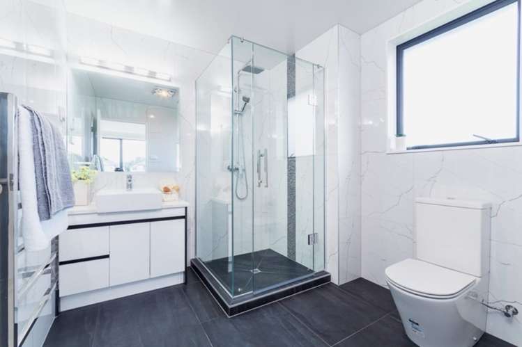 21 Nightingale Road Flat Bush_14