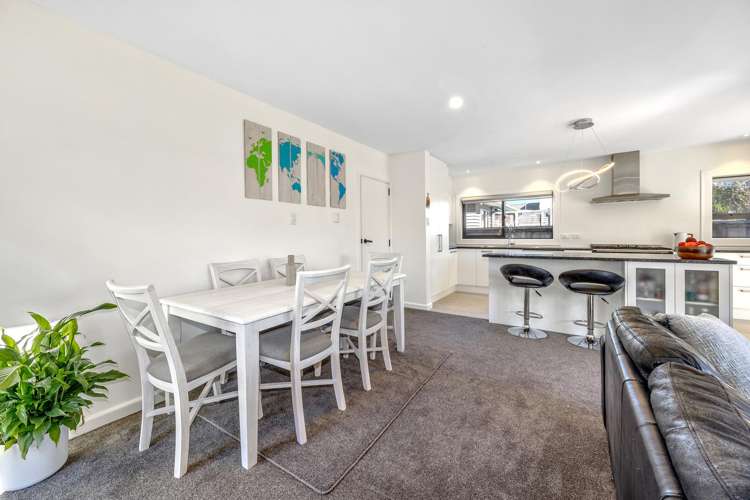 16 Harris Crescent_5