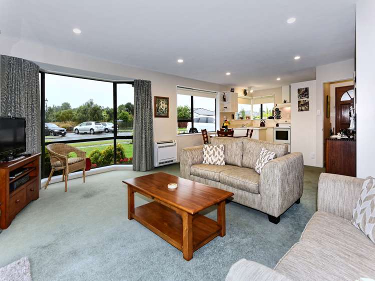 9a Devon Crescent Darfield_5