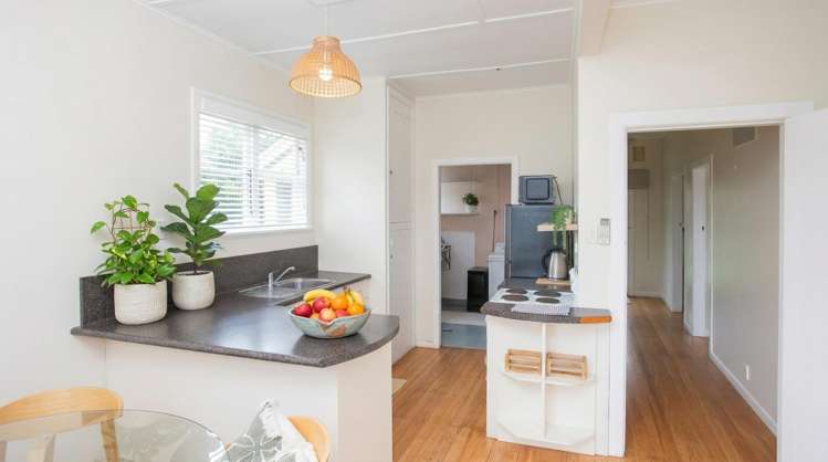 210 Wainui Road Kaiti_2