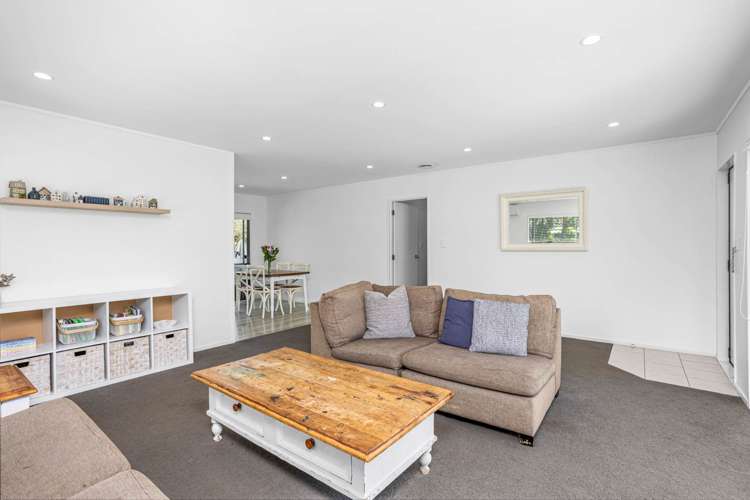 67 Charlotte Street Stanmore Bay_9