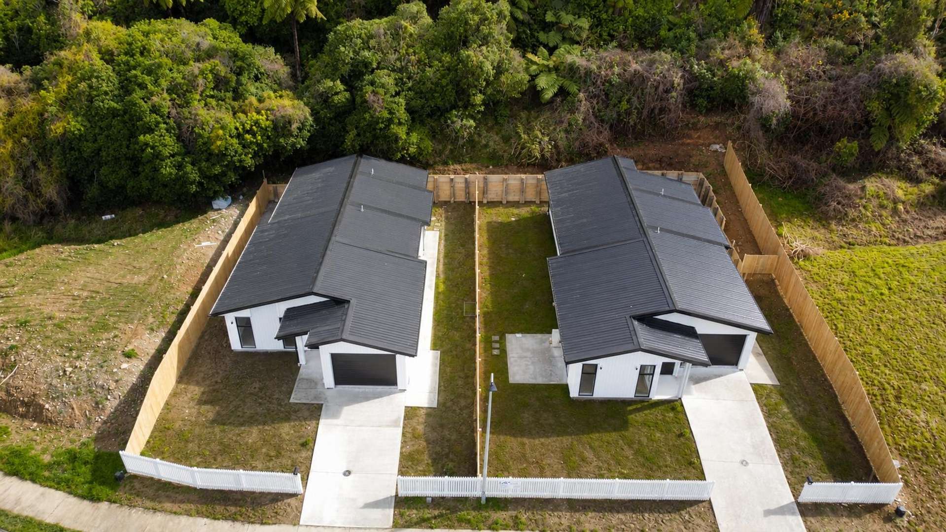24 & 26 Colorado Road Totara Park_0