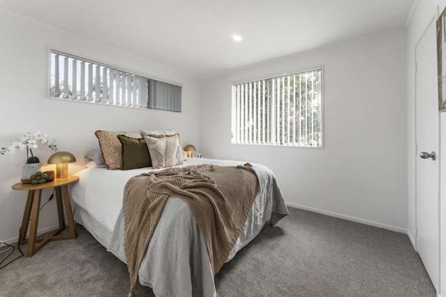 8 Halloran Place Massey_4