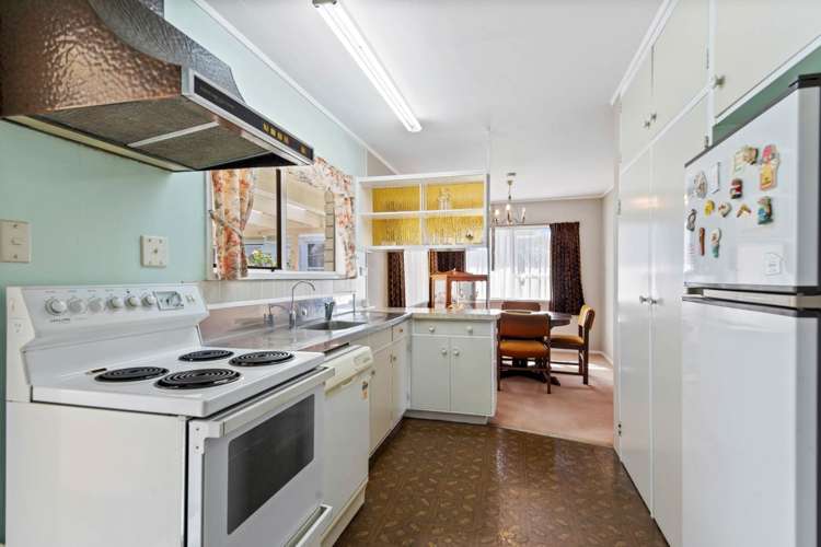 112 Racecourse Road Waiuku_16