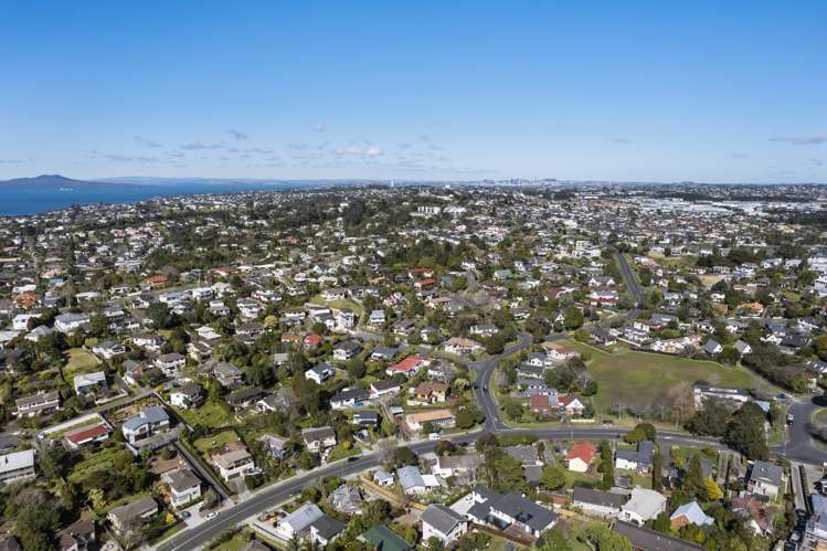 101 Oaktree Avenue Browns Bay_31