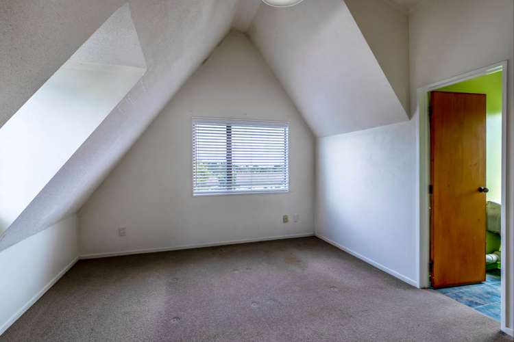 10 Sandgate Avenue Botany Downs_13