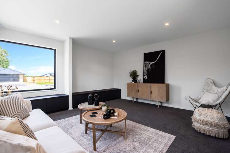 10 Strowan Avenue Elgin_14