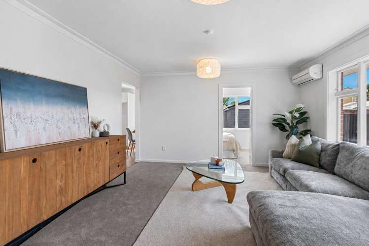 25 Bournemouth Crescent Wainoni_2