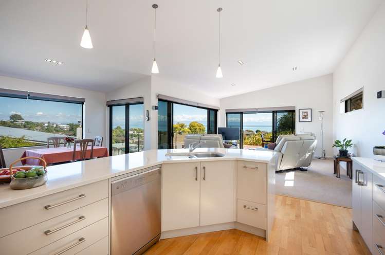 11 Rainbow Drive Atawhai_3