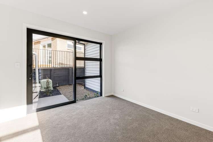3 Henl Lane Wainui_12