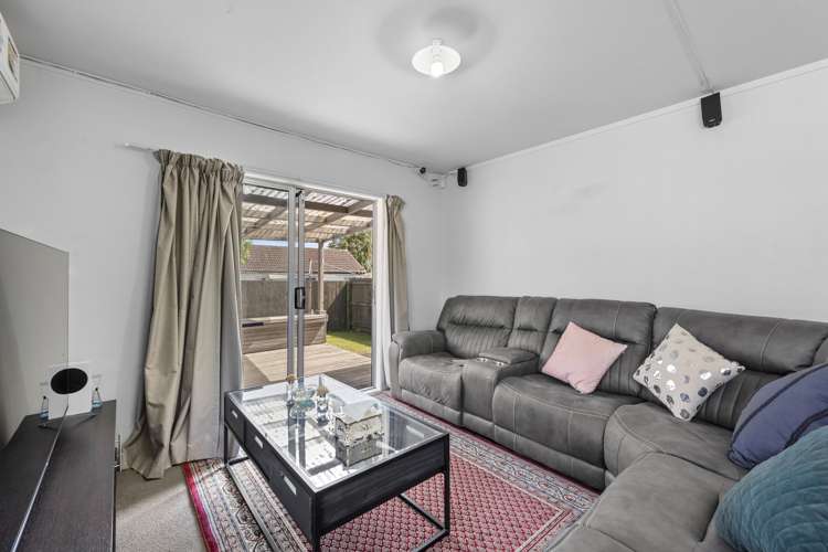 1/3 Dorendia Place Clendon Park_5