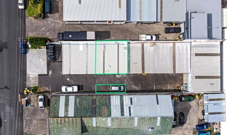 2/17 Cartwright Road Kelston_2