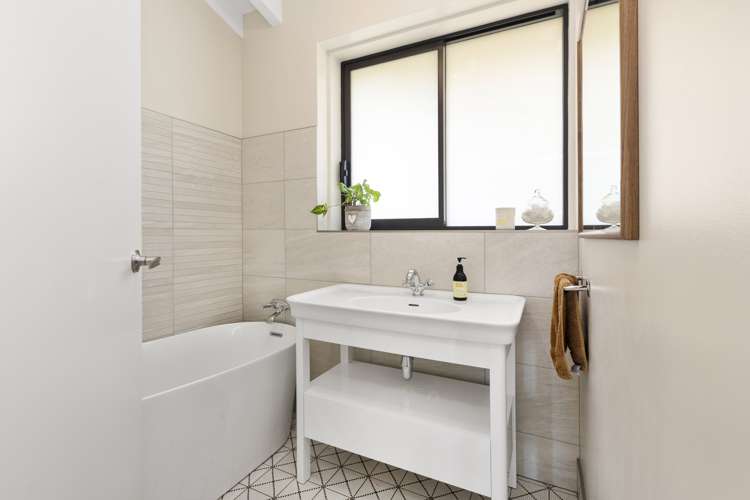 57 Hills Road Raglan_17