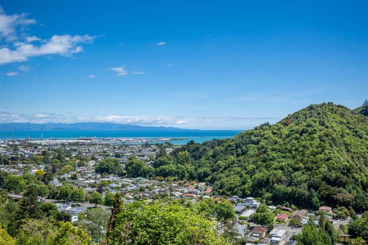 21 Atmore Terrace Maitai_12