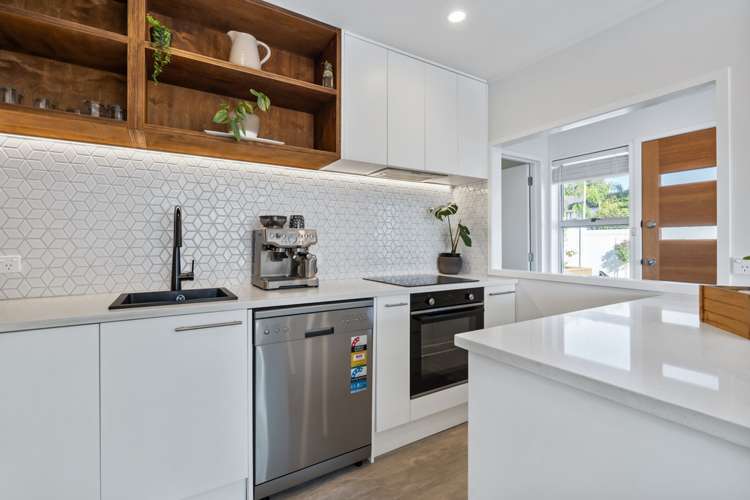 1/9 Paruru Avenue Northcote_10