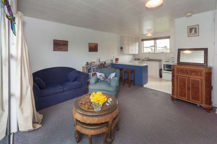 2/40 Coniston Avenue Te Atatu South_3