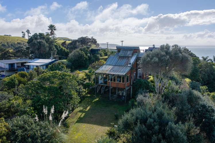 6573 Pouto Road Pouto_40