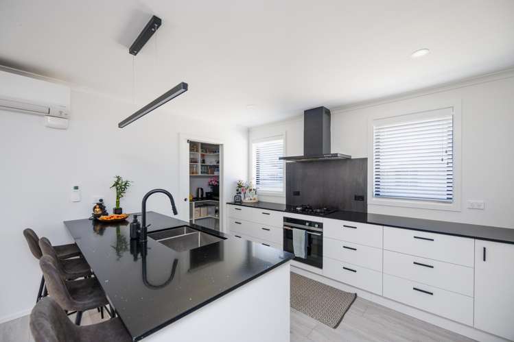6 Ivy Lane Kelvin Grove_1