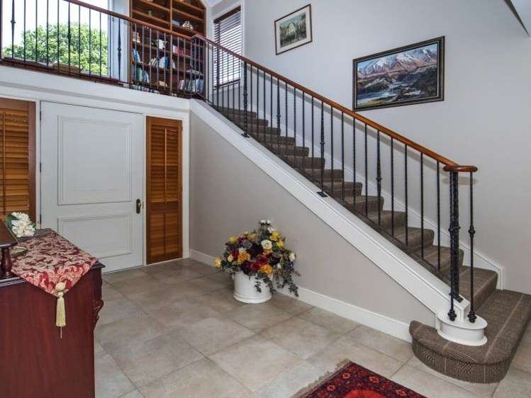 97 Oak Grove Ashburton_13