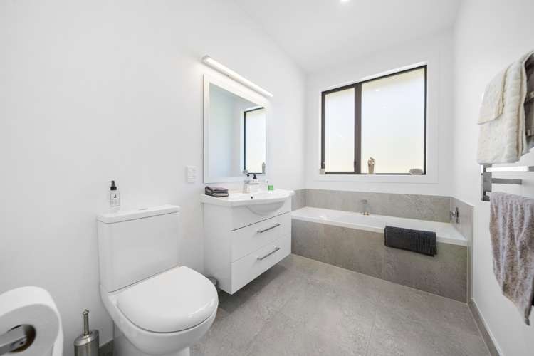 78 Pearson Road Cromwell_12