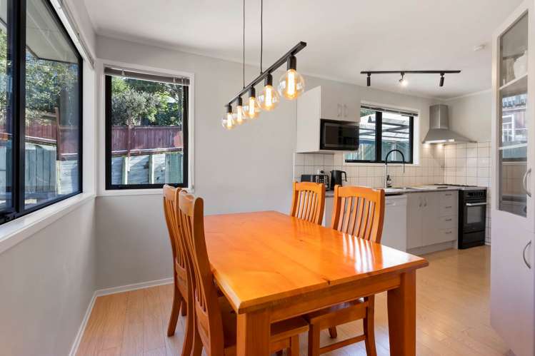 17 Panzic Place Glen Eden_4