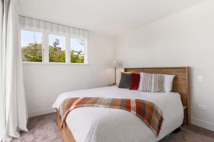 9 Tui Street Belmont_11